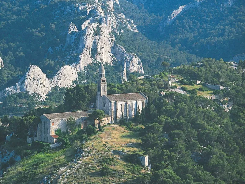 La chapelle Notre-Dame de Beauregard, Alpilles
