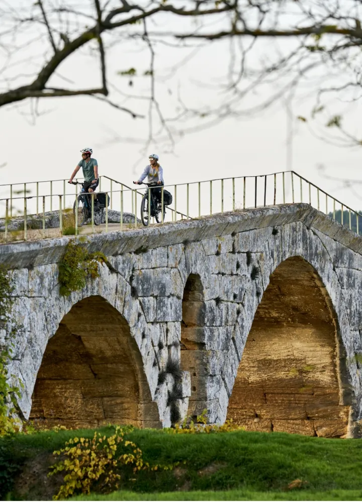 Arch bridge on EuroVelo 8
