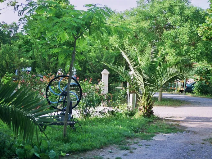 CAMPING LES AUBERGES photo 2