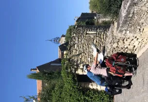 Cyclistes à Ménerbes